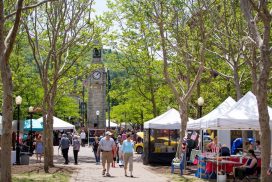 Gaffer District Event GlassFest Riverfront Park courtesy Cagwin Photography
